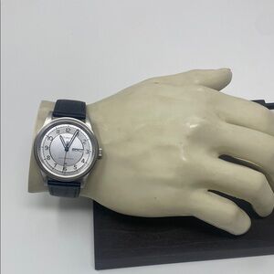 Timex Waterbury Traditional Mens Watch TW2U90200